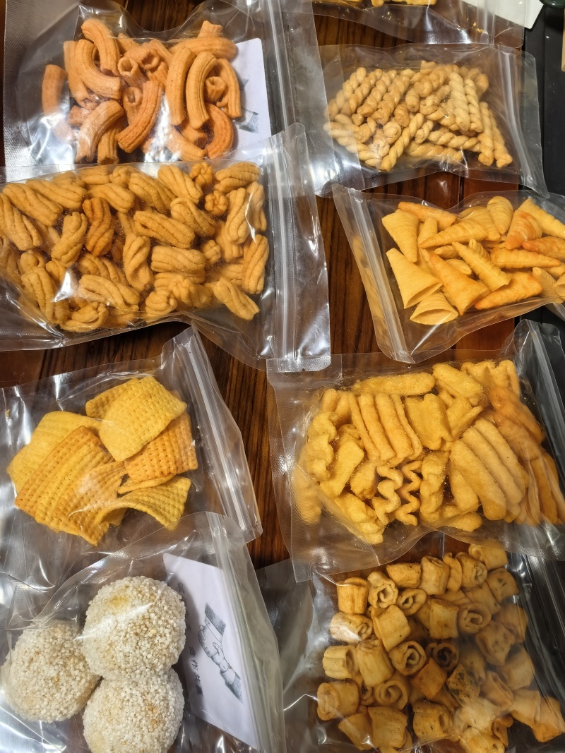 小麻花，厂家直销夜市地摊超市市场热销产品10斤装