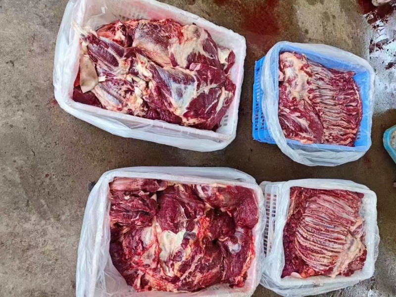 带皮驴肉