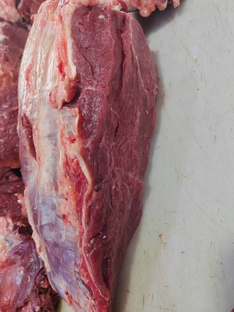 批发牛哈拉巴肉，适合烤肉火锅烧烤，肉质细嫩。