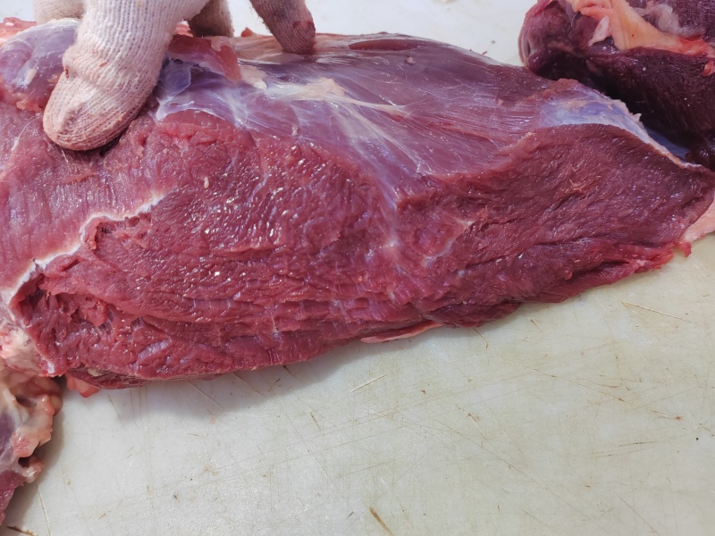 批发牛哈拉巴肉，适合烤肉火锅烧烤，肉质细嫩。