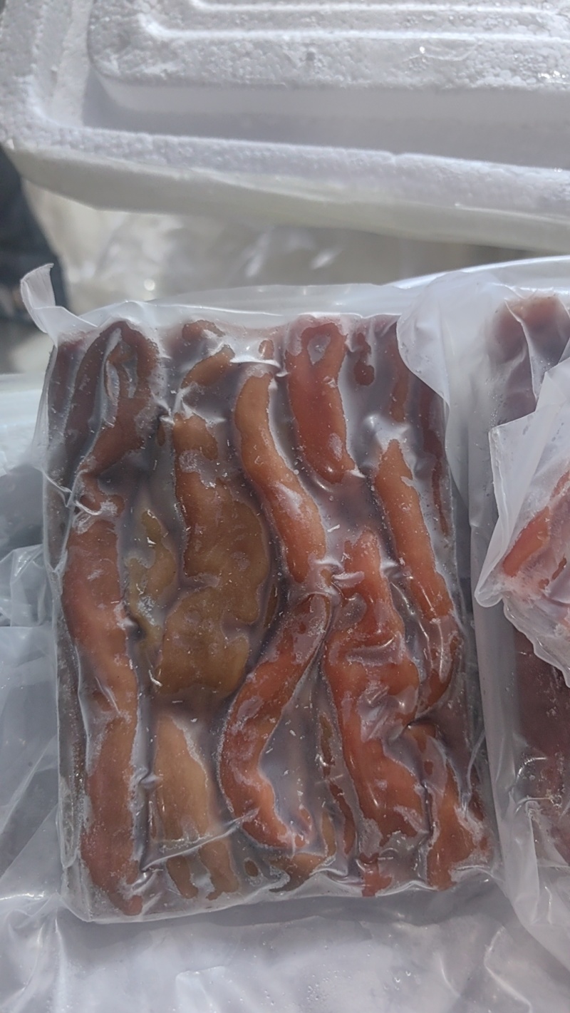 海肠一板200克，一箱100板，质量有保证