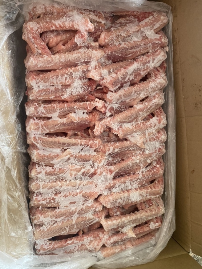 精品鹅翅毛净度干净没有淤血断翅欢迎电资询