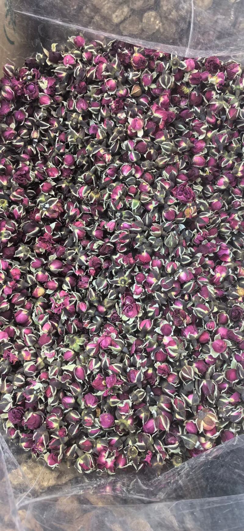 玫瑰花干花，一手货源，品质优良，欢迎致电联系。云南特产