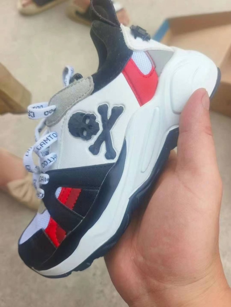 童鞋2600双，各大品牌，部分真皮11清