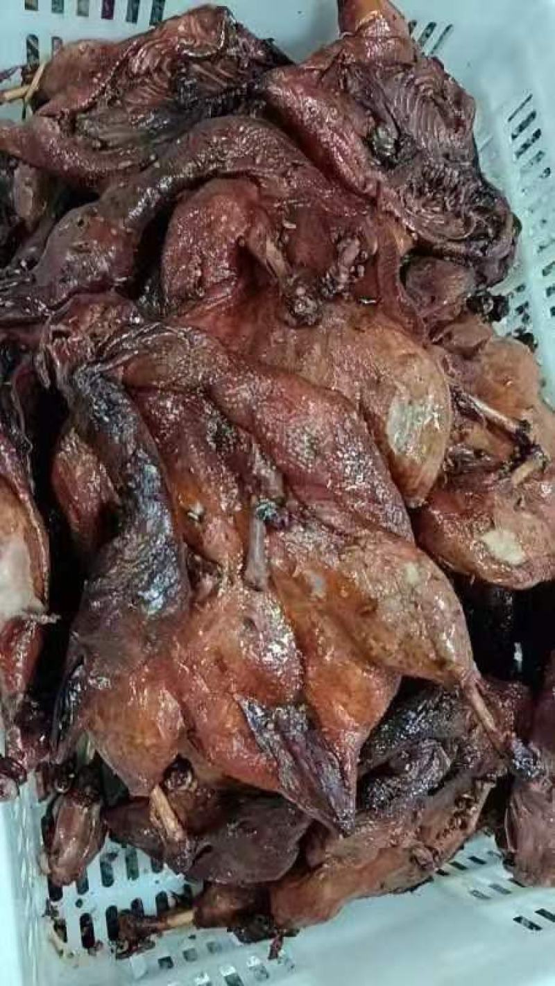 【卤味】酱板鸭量大从优优质卤味欢迎各地老板联系