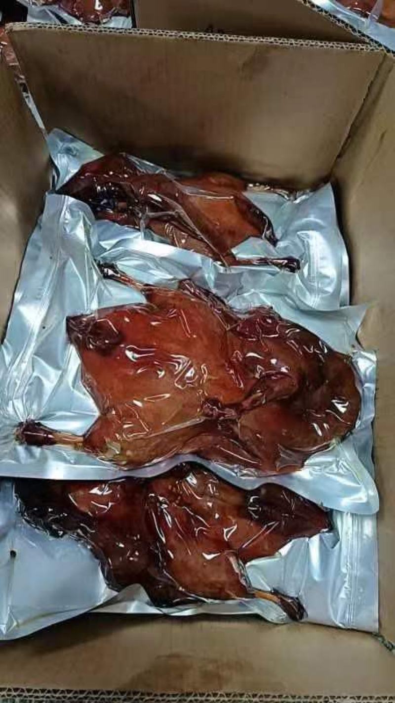 【卤味】酱板鸭量大从优优质卤味欢迎各地老板联系