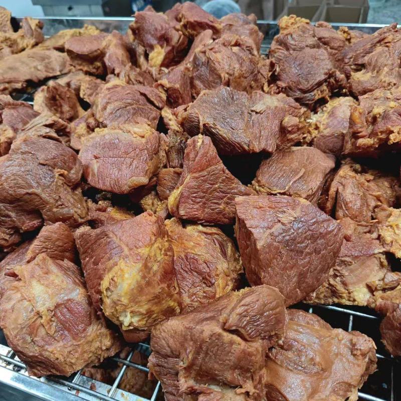 卤牛肉味酱肉块全熟现卤优质好吃欢迎各地老板联系洽谈