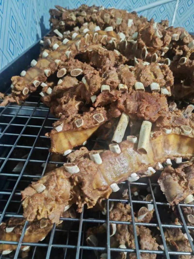 全熟五香小排骨量大从优优质排骨欢迎各地老板联系