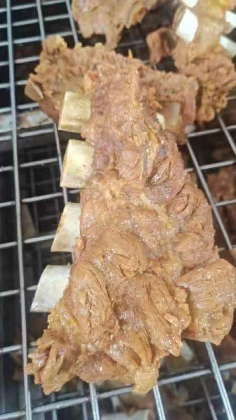 全熟五香小排骨量大从优优质排骨欢迎各地老板联系