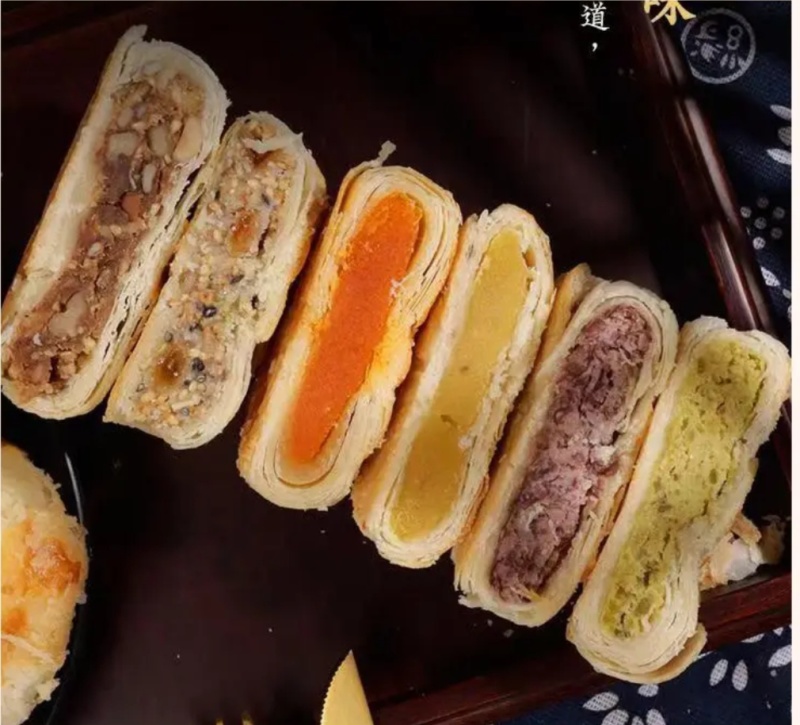 河北黄庄特色手工酥皮月饼，工厂直供，现做现发，新鲜健康