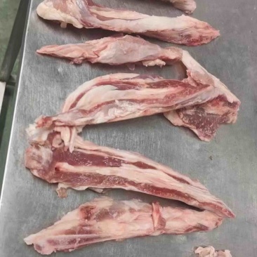 羔羊带骨手把肉