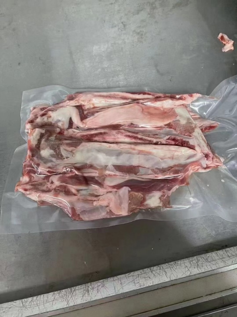 羔羊带骨手把肉