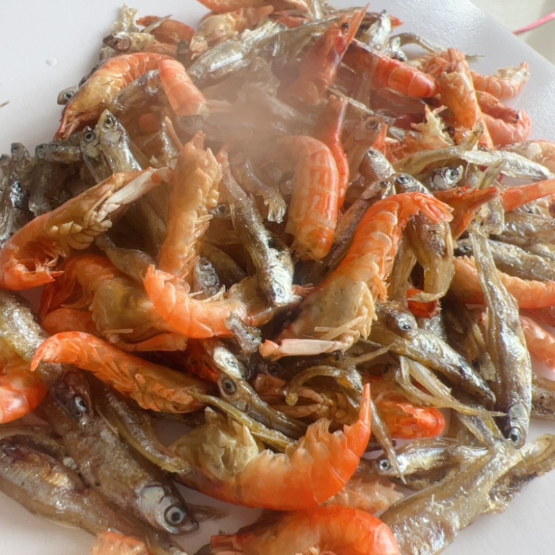 油炸小鱼干地摊电商熟公鱼生晒小鱼鱼干干鱼