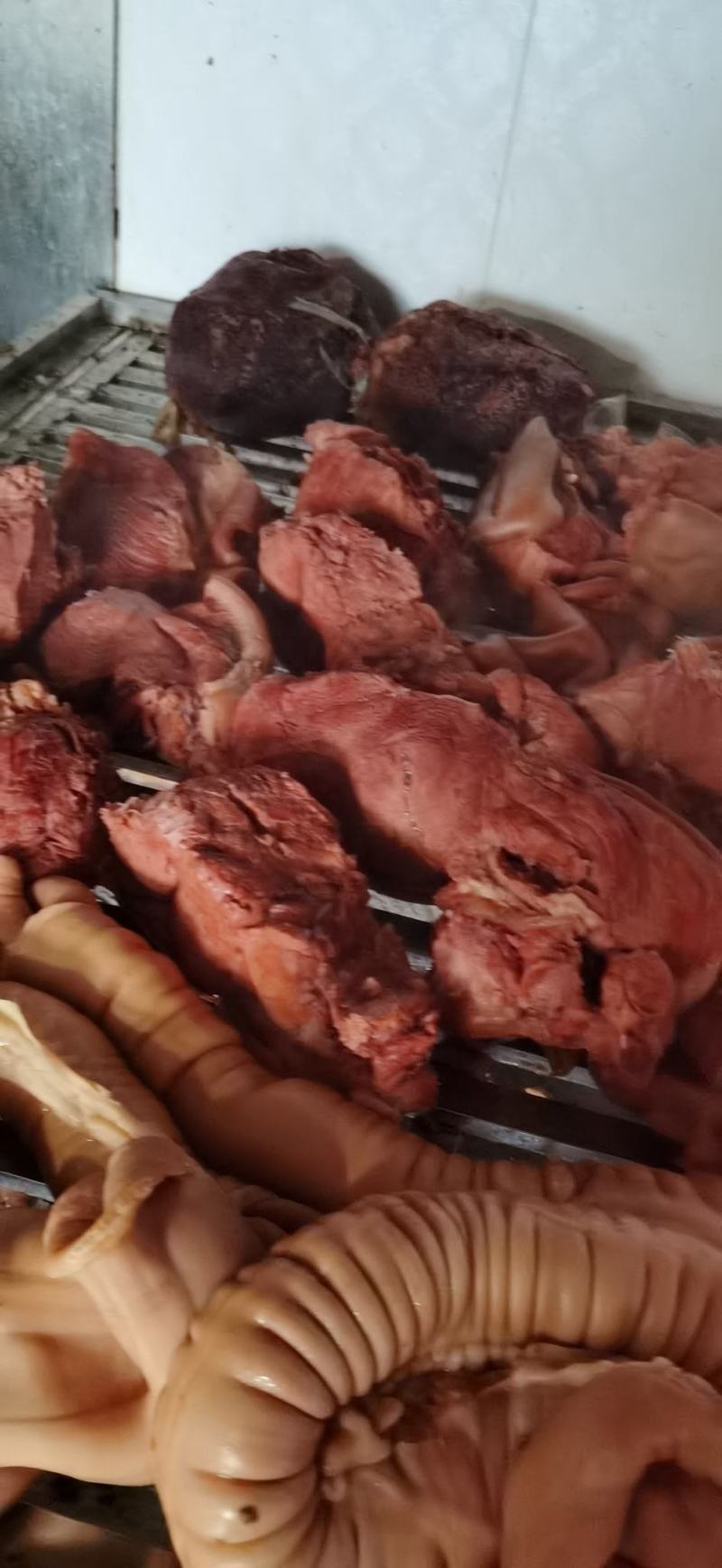 熟驴肉带皮驴肉五香驴肉厂家直供品质保证