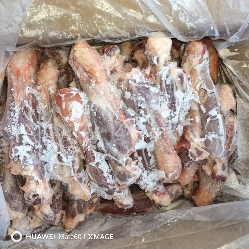 草地羔羊前小腿，半斤左右一个，一箱20斤装。