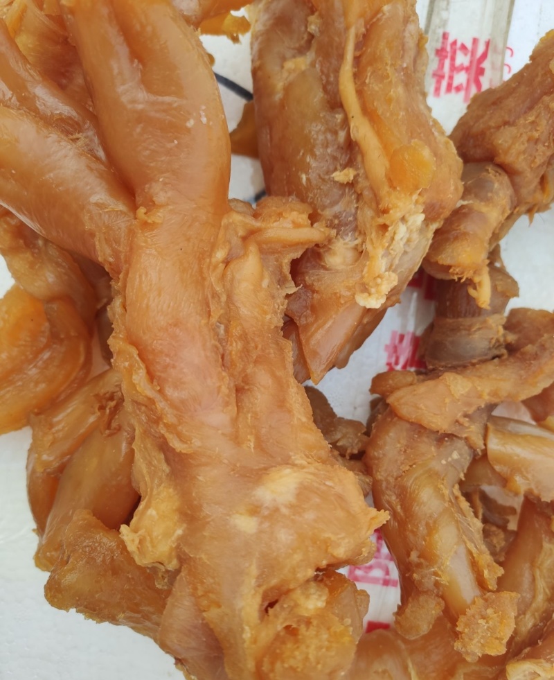 【熟食牛蹄】牛蹄筋，牛筋等牛杂，精品分拣包装，欢迎采购。
