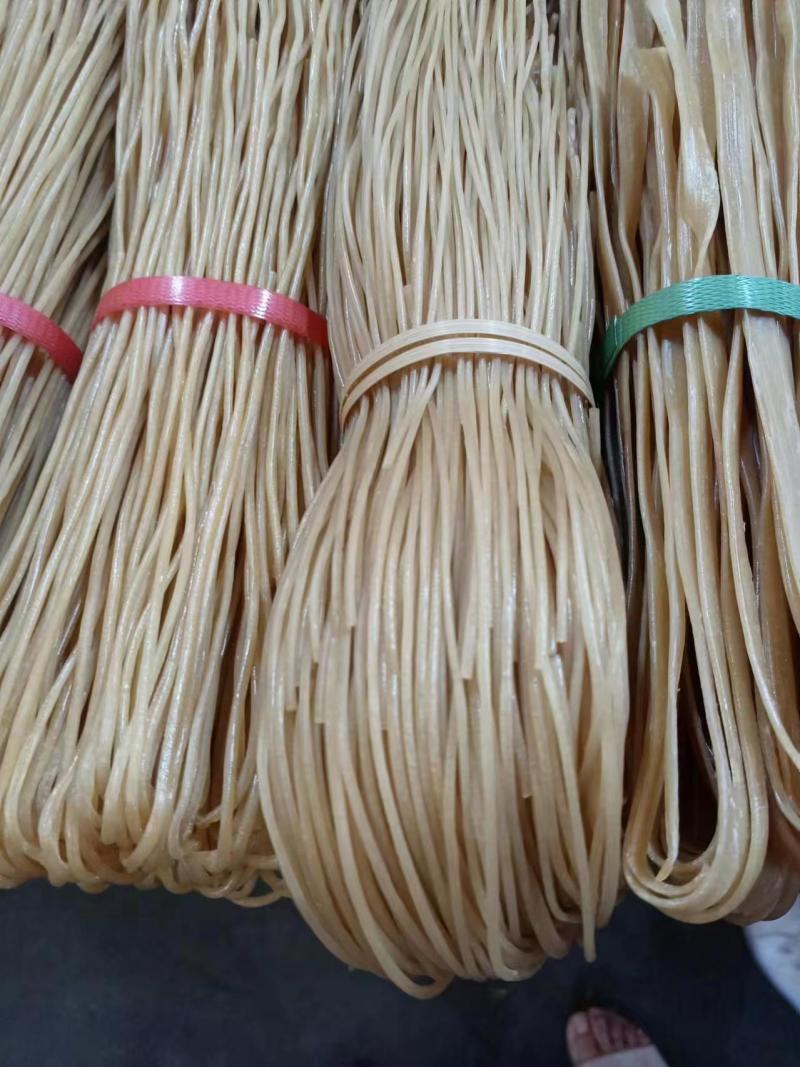 武隆苕粉，重庆本地产可烫火锅，凉拌菜，爽滑可口，