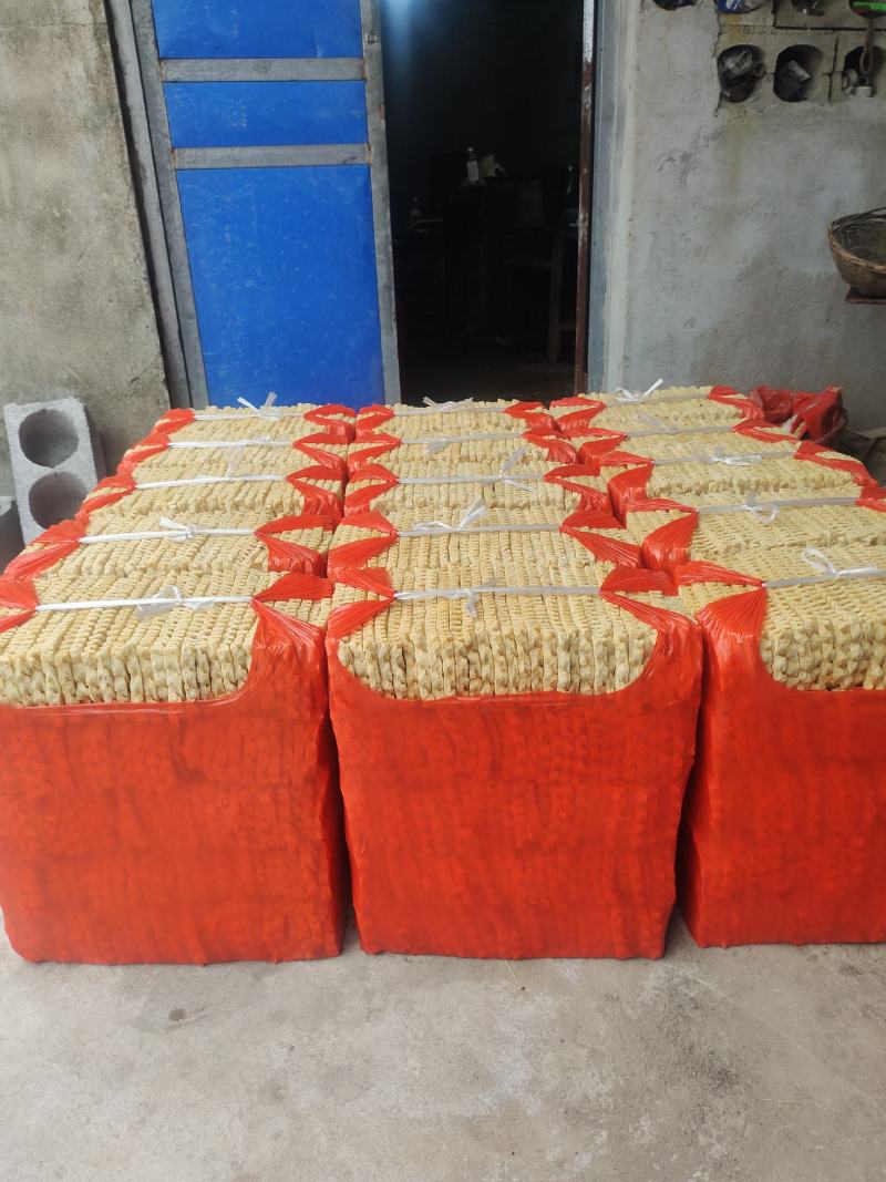 邳州特产兰花干，全自动切花机，一天可出四百斤，现货充足