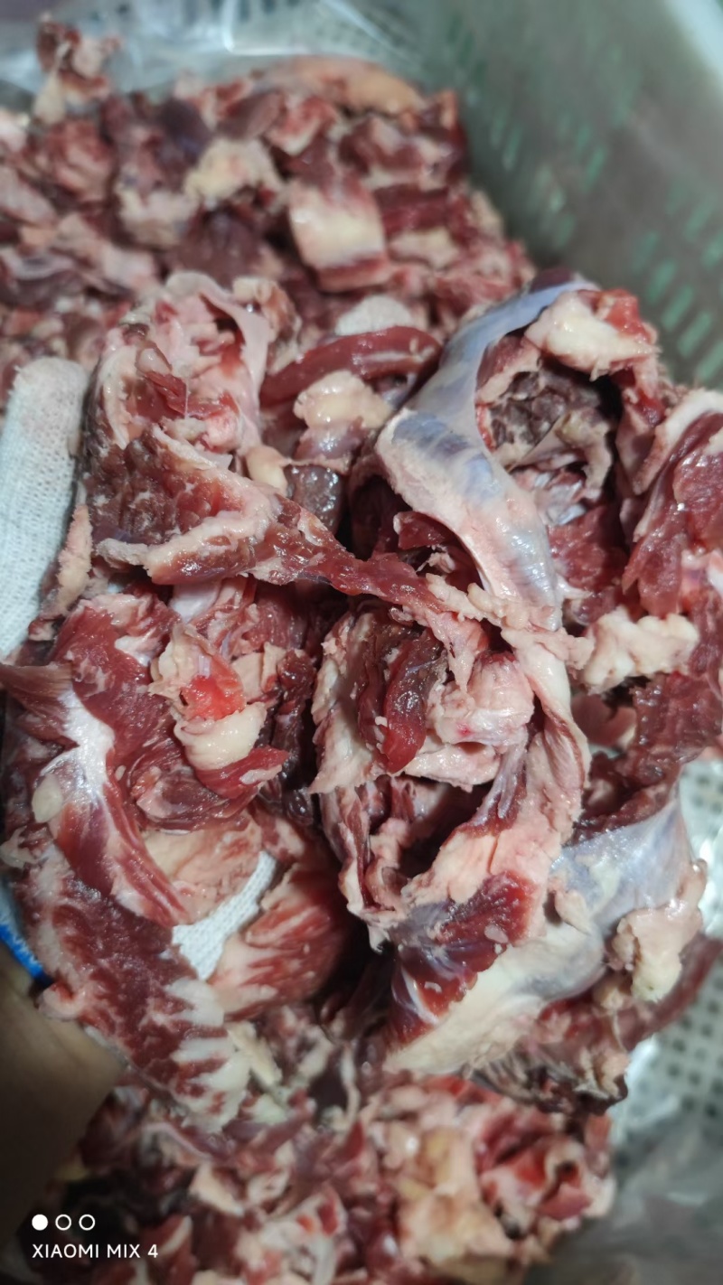 纯干原切牛碎肉！厂家直发，量大优惠，可以视频看货，欢迎新