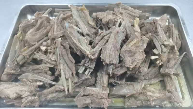 羔羊带骨手把肉