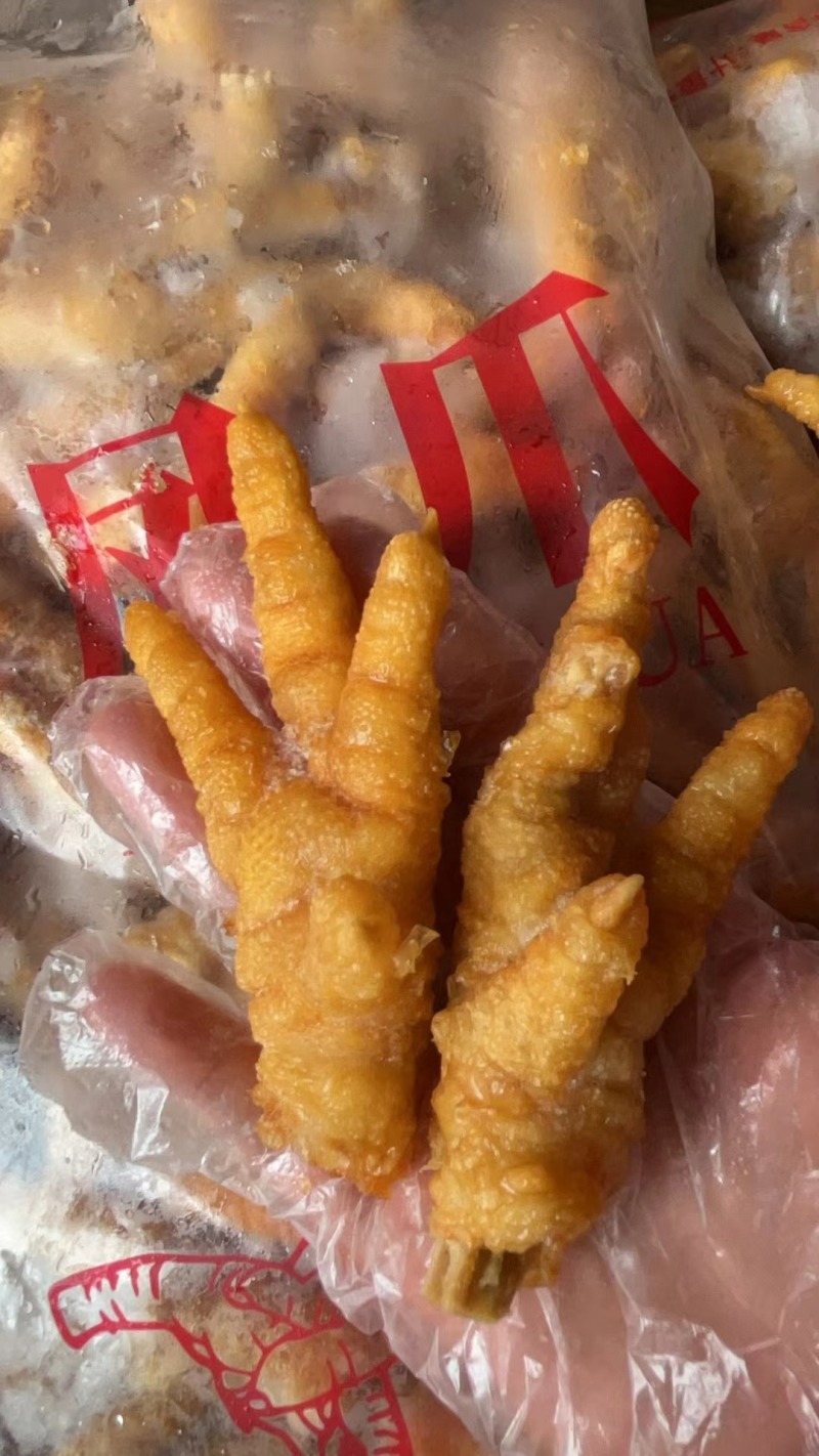 虎皮凤爪香辣虎皮鸡爪油炸卤鸡爪网红即食凤爪整箱批发商用