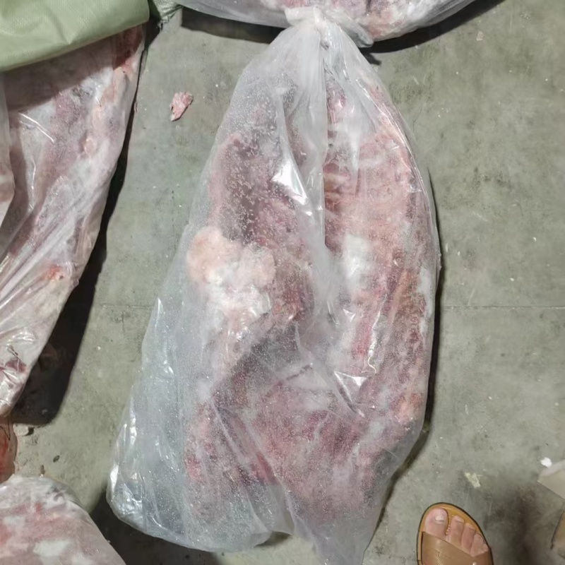 肥猪碎肉到三七低出新货灌肠三七冷冻猪碎肉