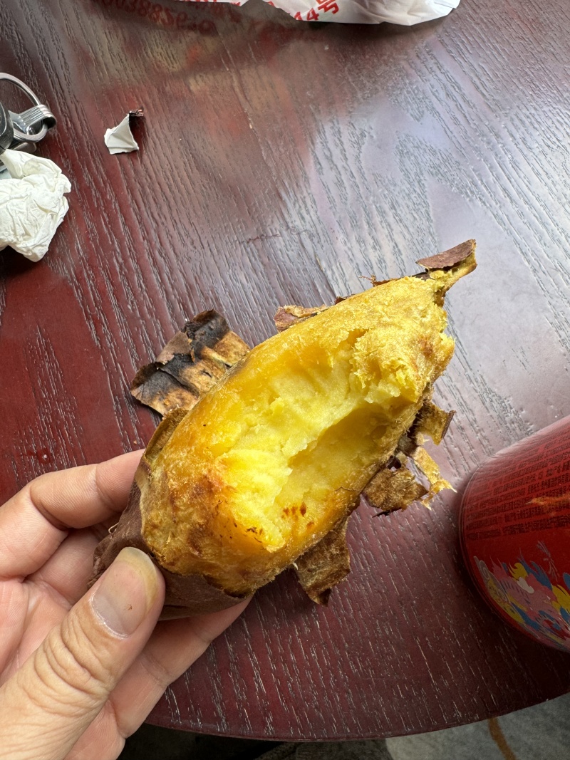 榴莲蜜薯丝滑火山一号嘎嘎漂亮欢迎来电
