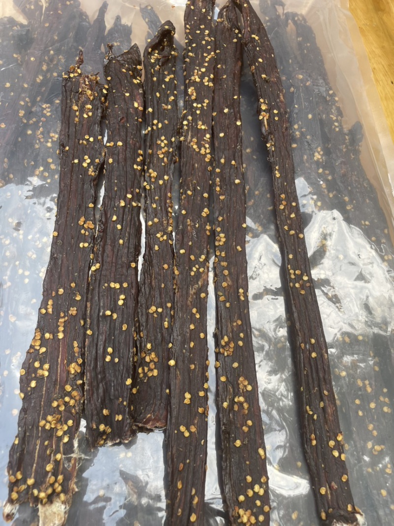 风干九成牛肉干麻辣五香