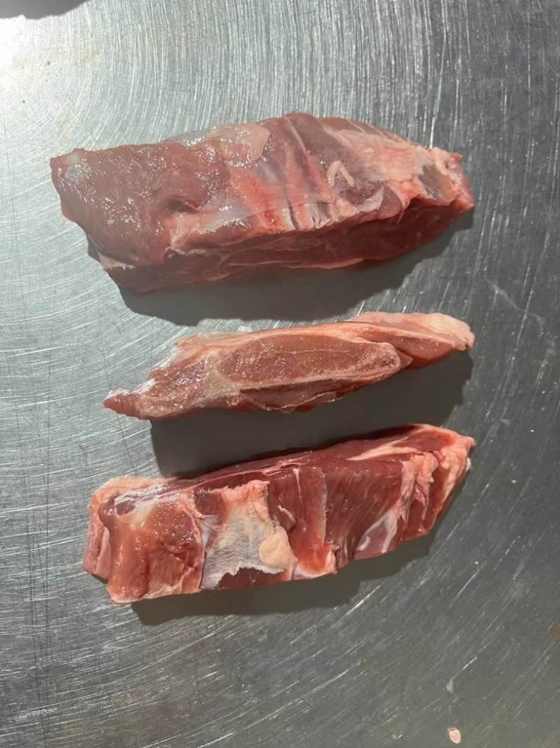 羊扇排，草饲羔羊手把肉，含肉90以上，酱卤炖红焖均可，