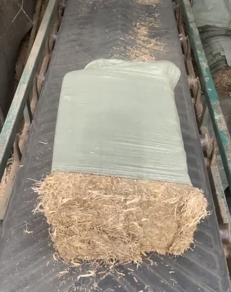 小麦秸秆秸䄭小套袋货源充足基地直发可视频看货