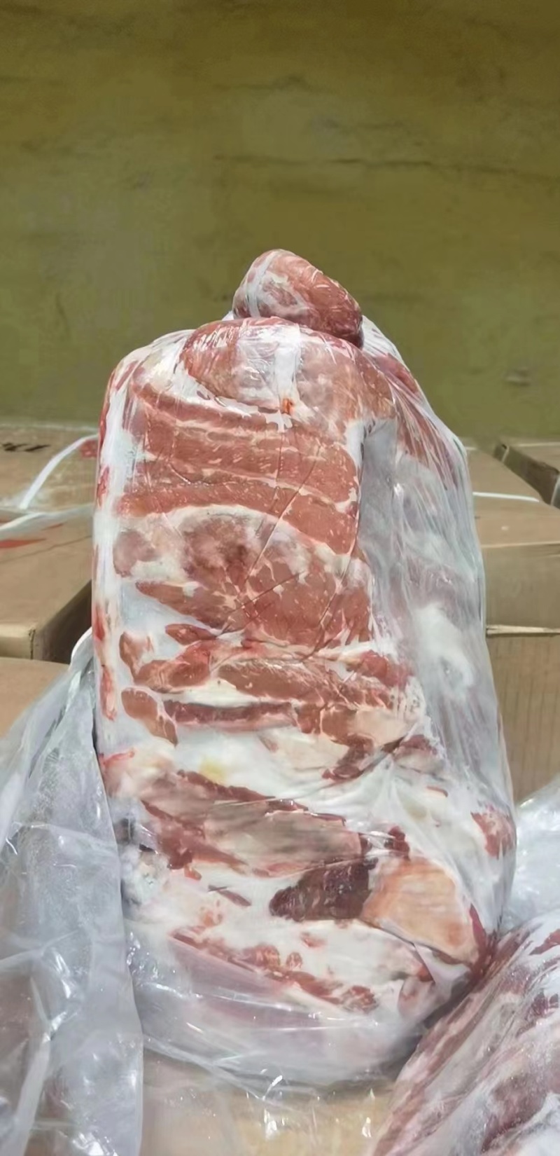 [标题]牛腩一件也是批发价欢迎随时下单咨询也可接受预订