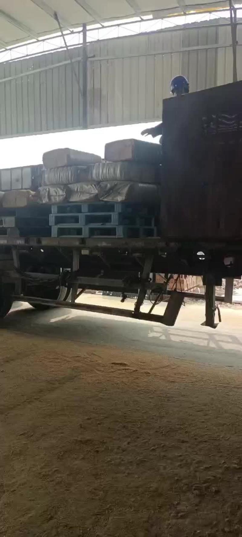 压缩稻壳畜牧养牛养鸭养鸡蘑菇双孢菇蔬菜种植酿酒酿醋
