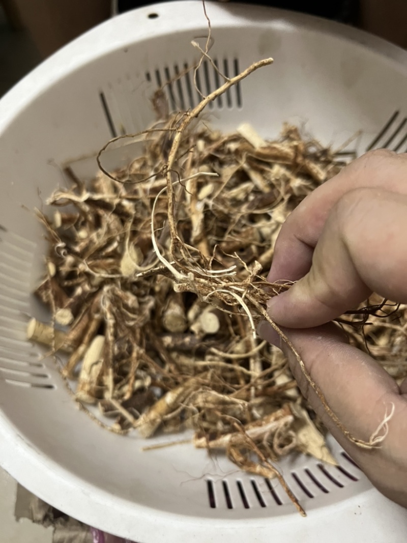 纯野生五指毛桃，🈚硫纯手工晾晒，香味浓郁，欢迎来选购