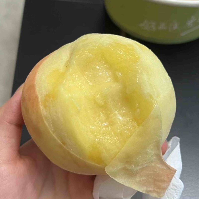 可撕皮的水蜜桃