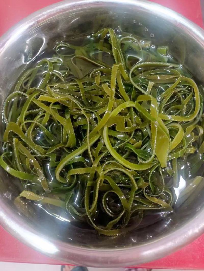 烘干海带丝，少盐无沙，含盐量3%，4倍泡发率，