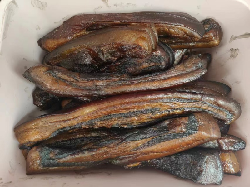 贵州本地散养猪腊肉，腊排骨，腊猪脚，血豆腐，腊肠。