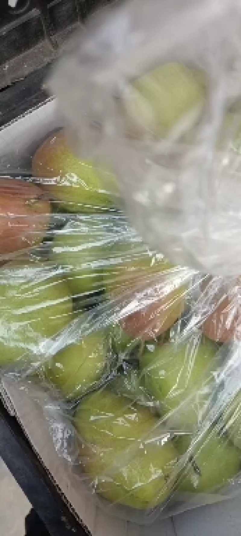 《红香酥梨》陕西渭南基地直发对接商超电商团购一条龙服务
