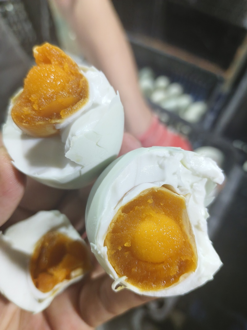 咸鸭蛋流油起沙电商货源量大优惠需要的老板联系我