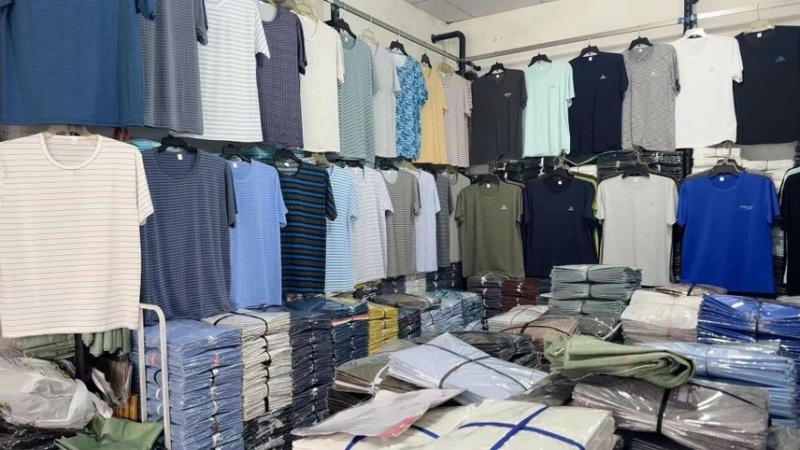 跑量男体大货50000件7.8一件