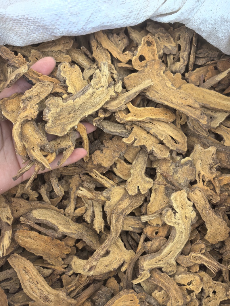 炒白术白术麸炒白术多种规格七彩百草中药材批发