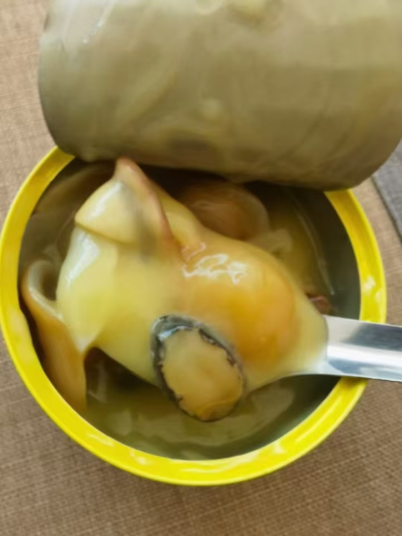 花碗常温佛跳墙，净重240克内含:海参鲍鱼扇贝肉等等