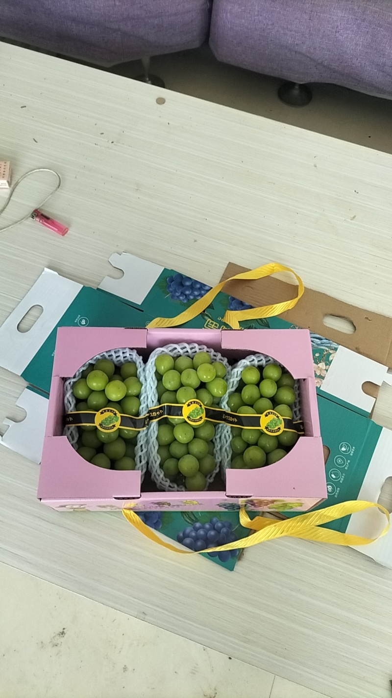 精品阳光玫瑰大果粒糖度好串行漂亮