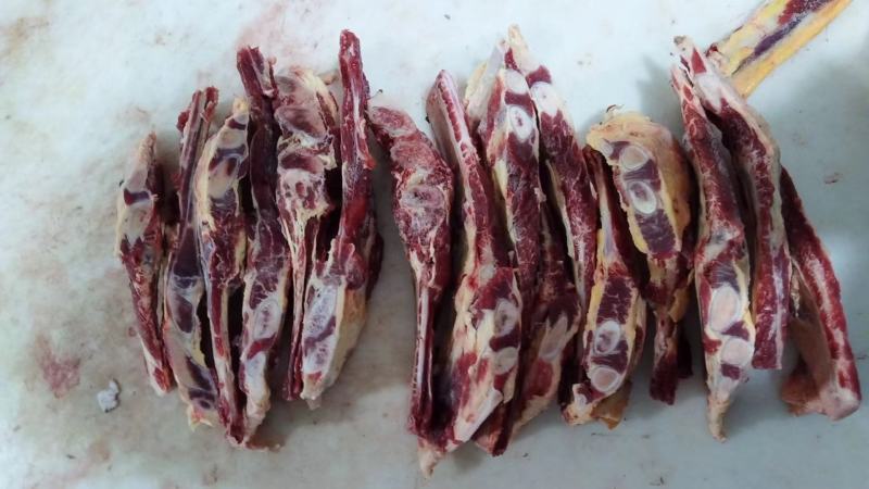 本厂支持按照客户需求加工牛排块，货源充足，全国发货，手续
