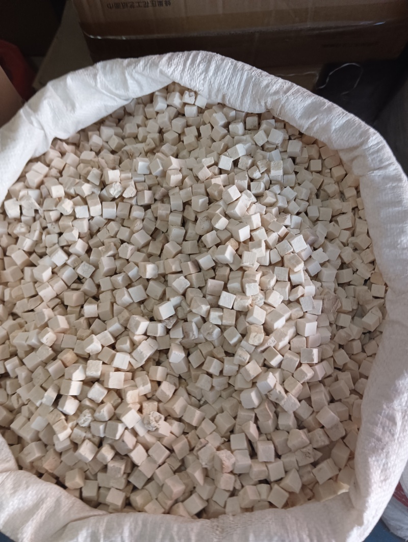新货茯苓中心丁中药材批发散装白茯苓块茯苓丁茯苓碎批发