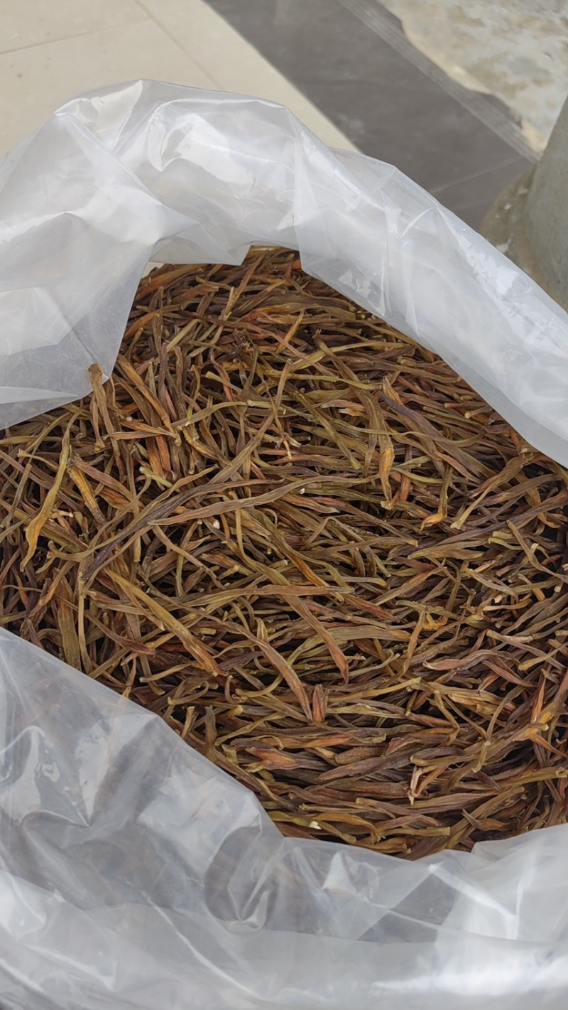 【精选】今年新货干黄花菜无硫农家自晒纯手工蒸制质量保证