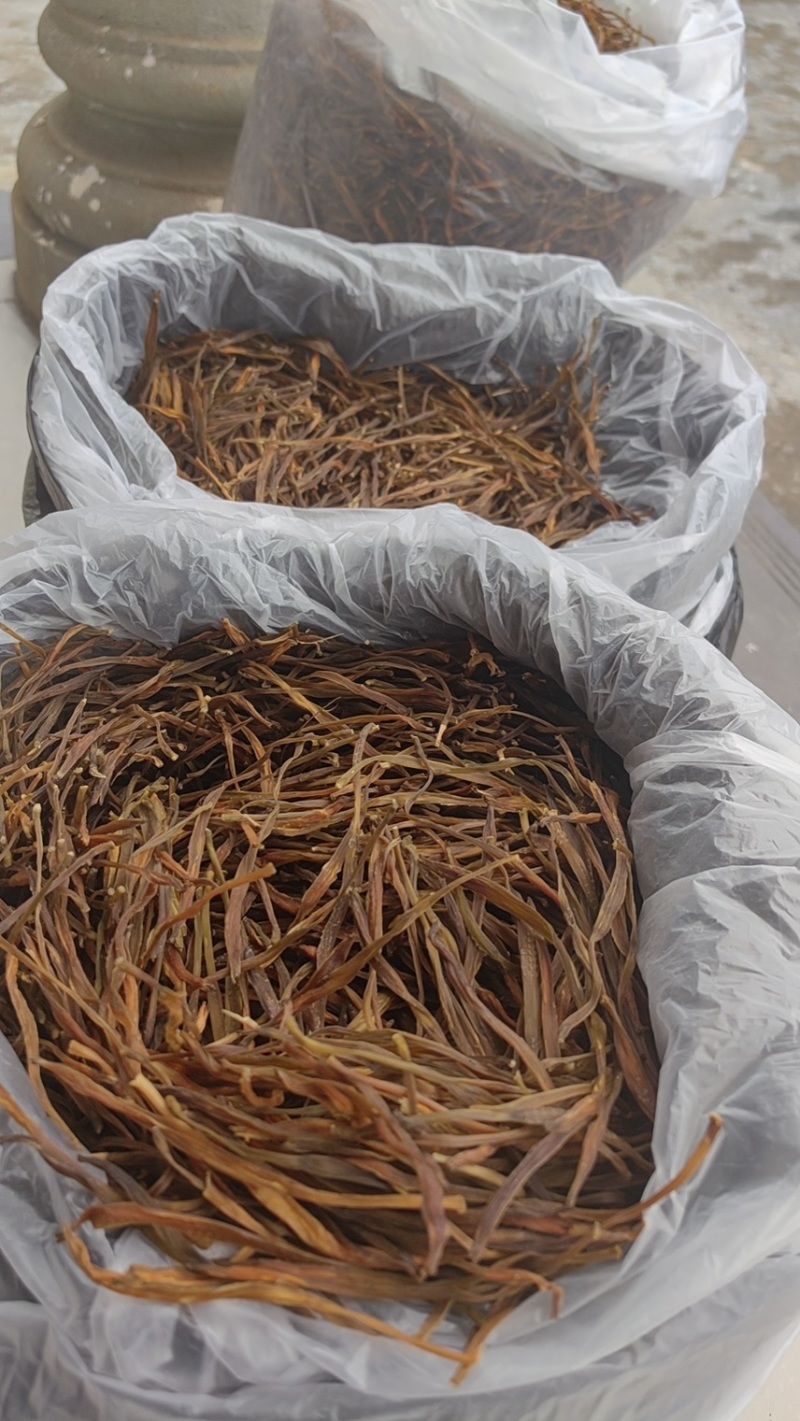 【精选】今年新货干黄花菜无硫农家自晒纯手工蒸制质量保证