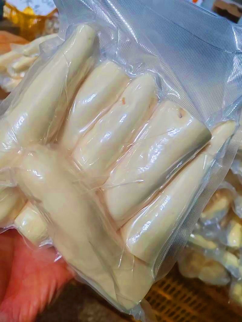 广西黄肉木薯去剥皮黄心新鲜现挖产地直销批发供应链电商供货