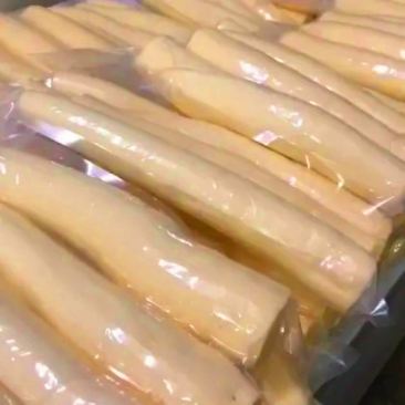 广西黄肉木薯去剥皮黄心新鲜现挖产地直销批发供应链电商供货