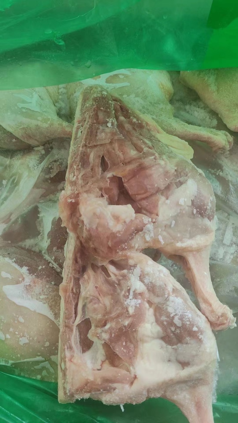 鸭边腿7公斤箱装，厂里发货，单个重量330克左右