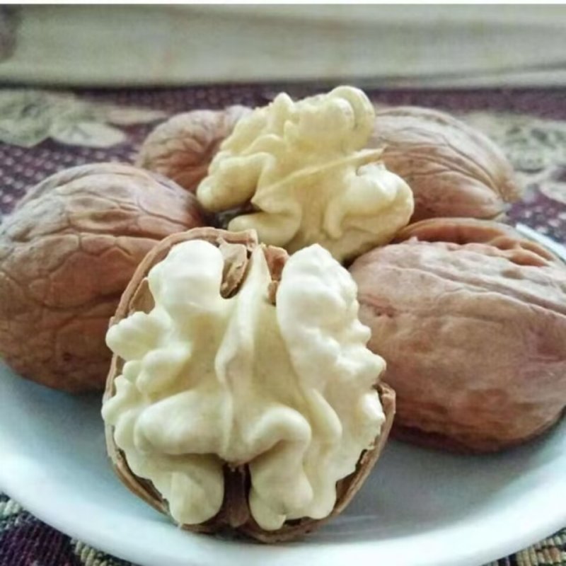 鲜核桃脱皮鲜核口感好籽仁饱满